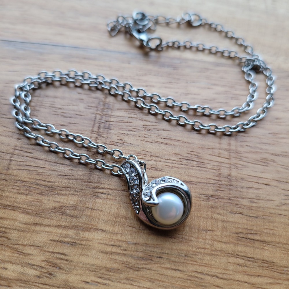 Elegant‎ Silver Tone Faux Pearl Pendant Necklace Chain Fashion Jewelry Women